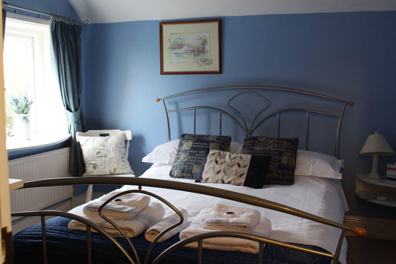 The Three Horseshoes Hotel Alton  Kültér fotó